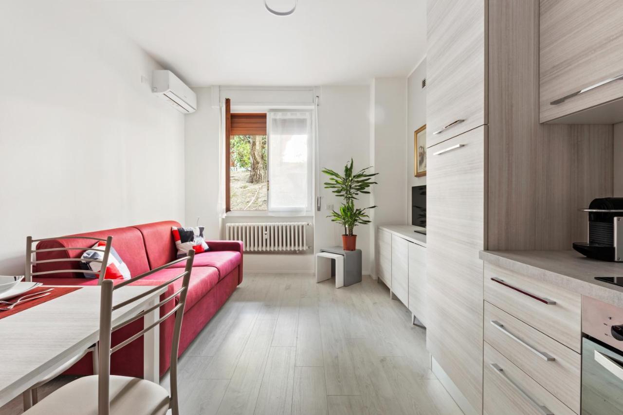 Best Way Rent - Apartments Near Tre Torri District Милан Экстерьер фото