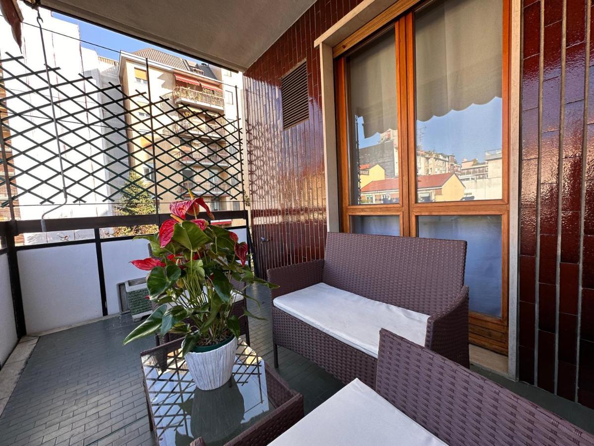 Best Way Rent - Apartments Near Tre Torri District Милан Экстерьер фото